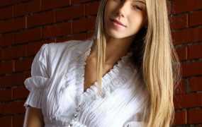 [现实真人HTML浏览器汉化]曼瑞恩魔导师 Manreign v0.7[电脑2.72G/FM/BD]